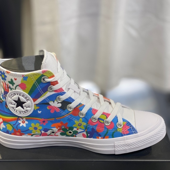 New 2021 Converse Chuck Taylor All Star Hi Pride - Picture 2 of 6